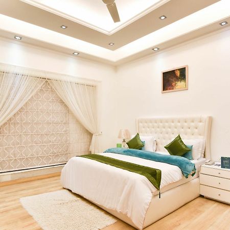Treebo Trend The G8 Sector 39 Hotell Noida Eksteriør bilde